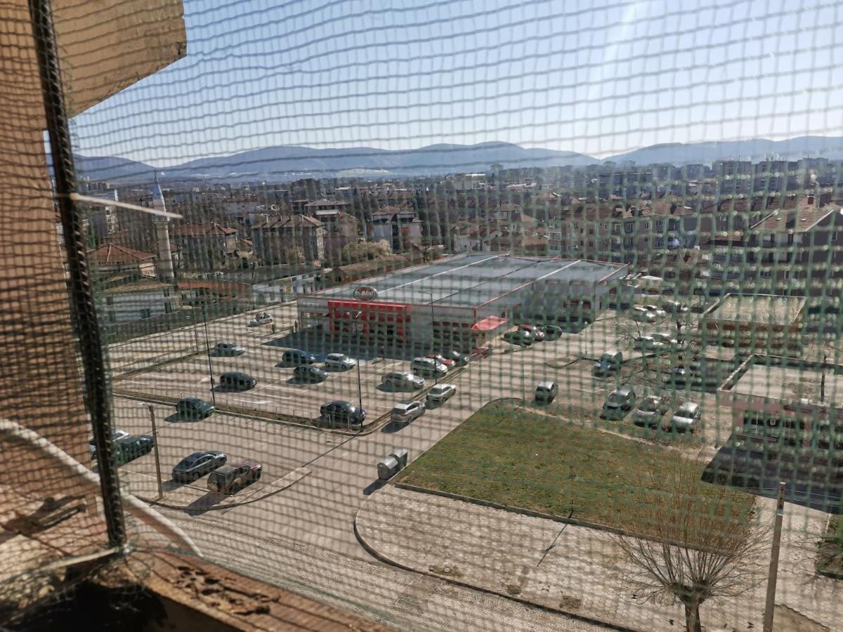 Central Apartment Targovishte Luaran gambar